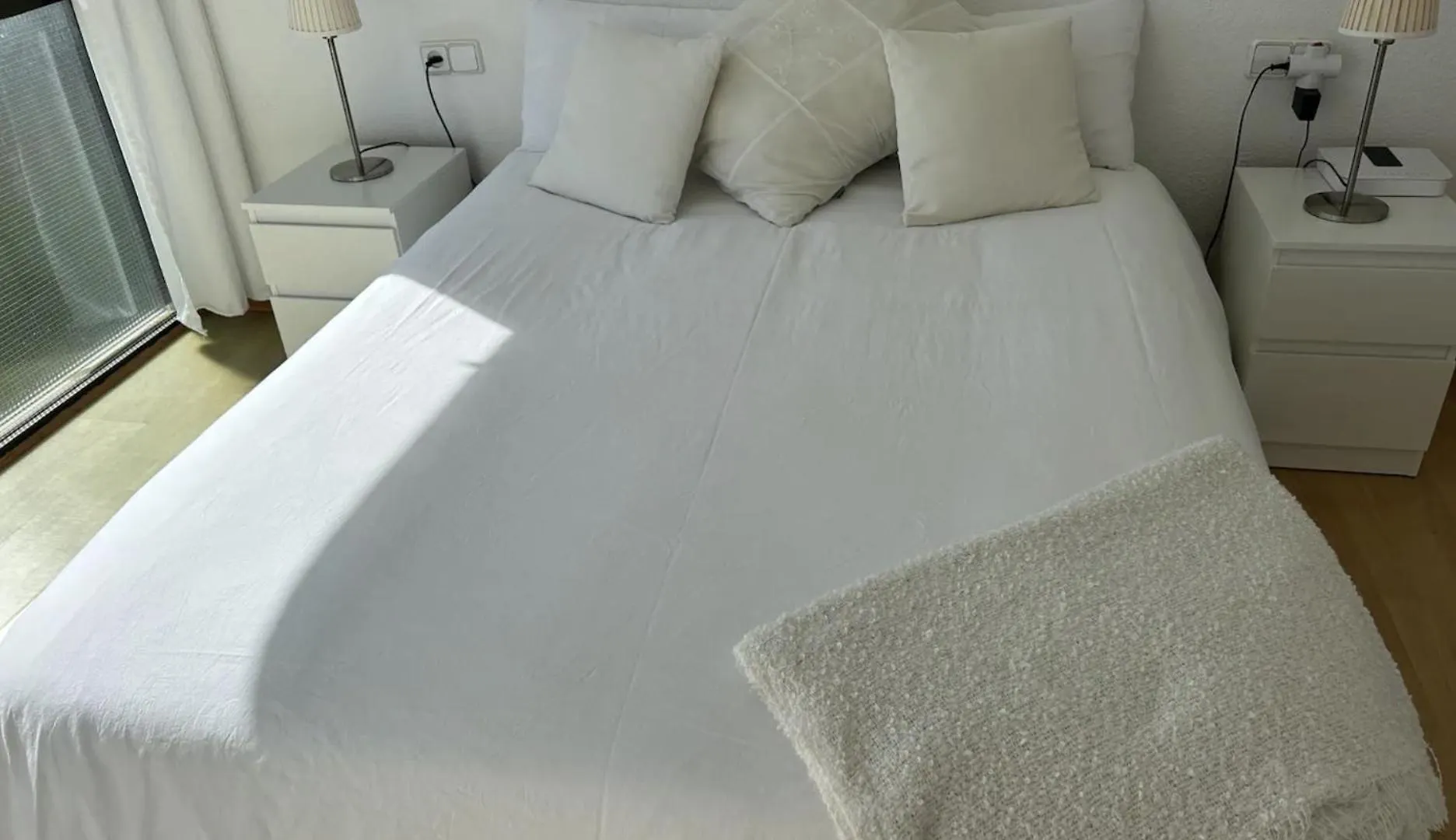 Bright Apartment In Gava Mar