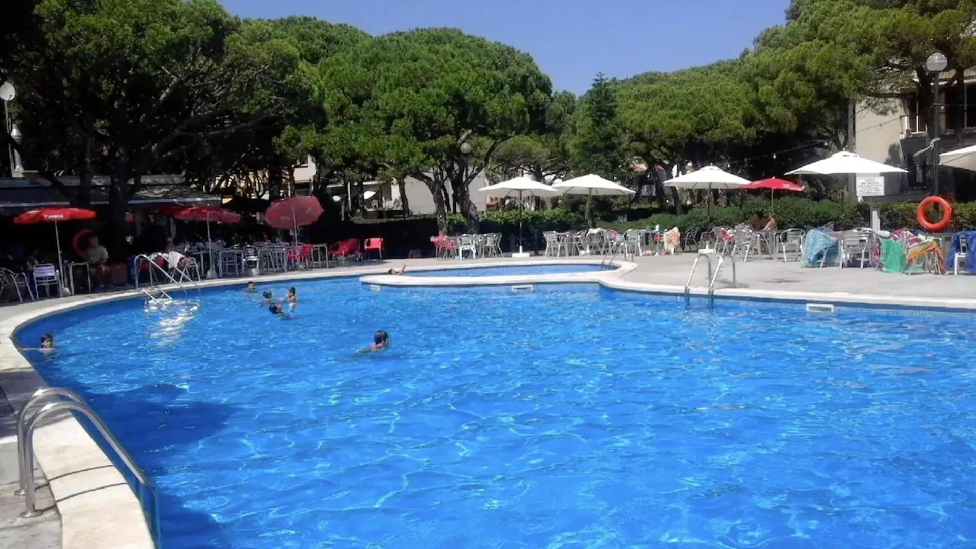 Bright Apartment In Gava Mar Spain