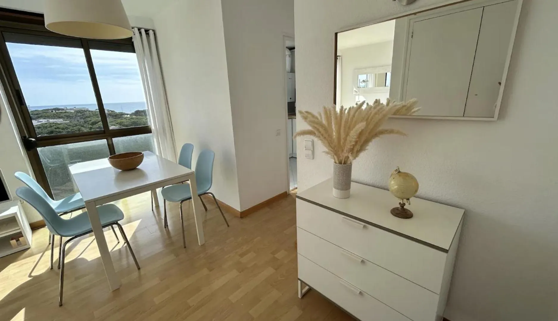 Bright Apartment In Gava Mar 0*,
