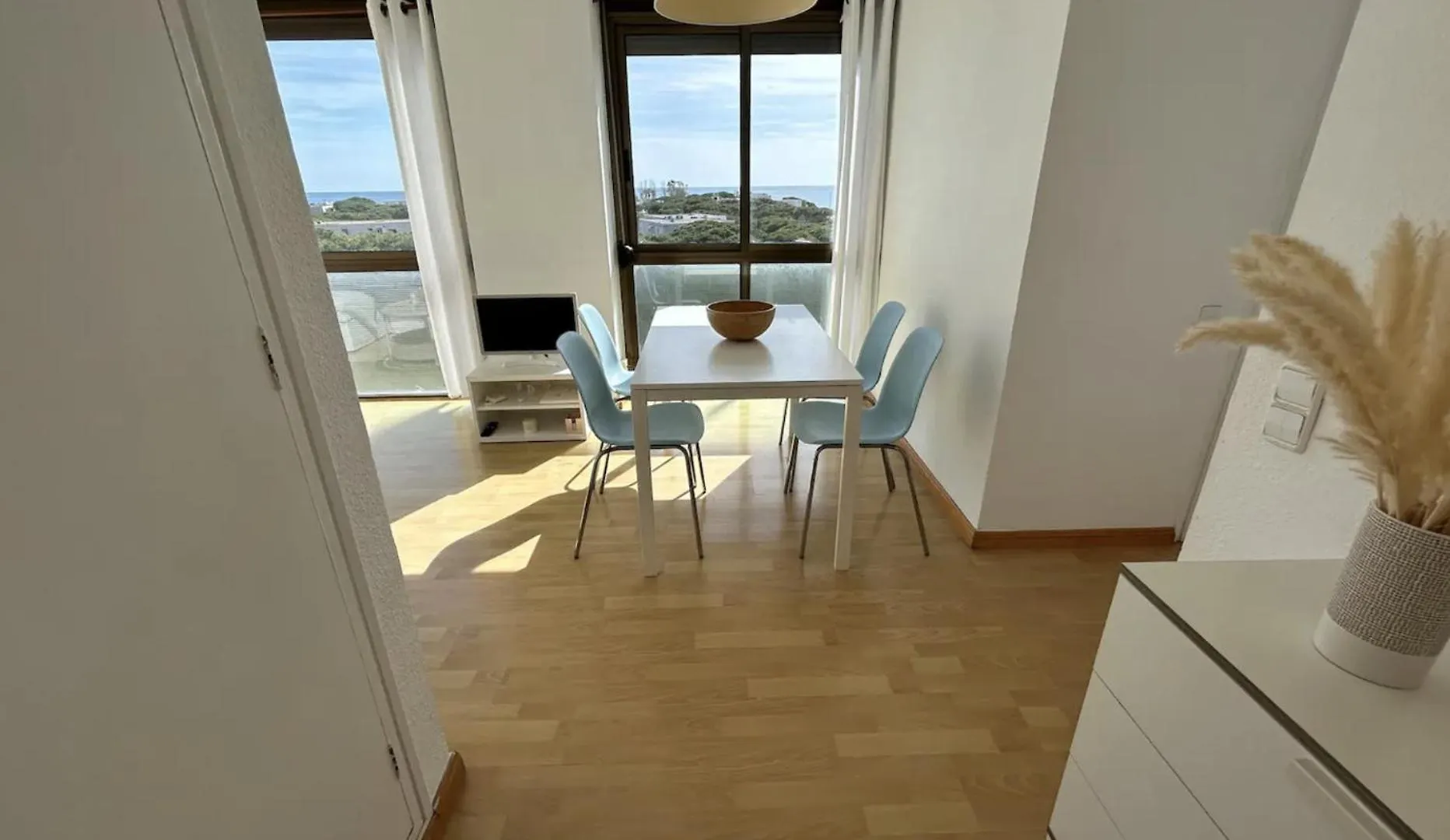 Bright Apartment In Gava Mar