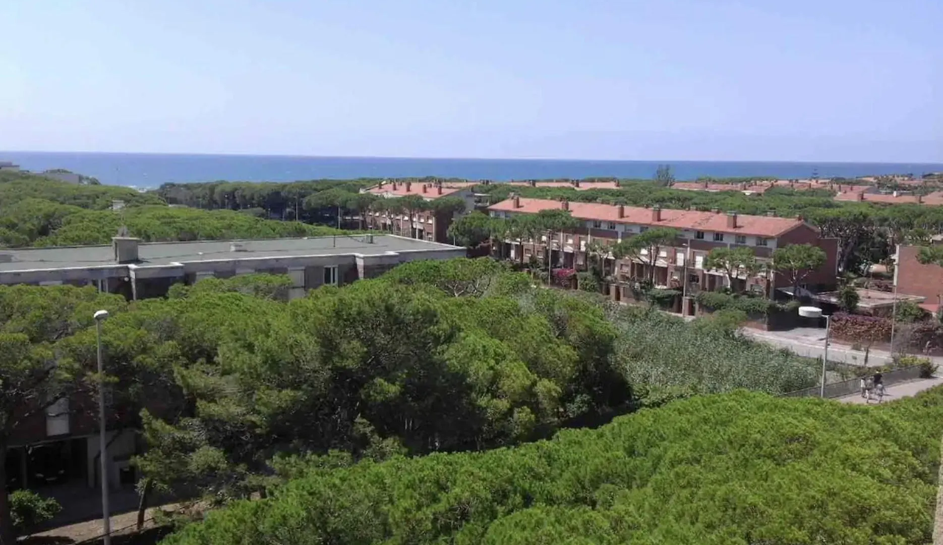 Bright Apartment In Gava Mar Spain